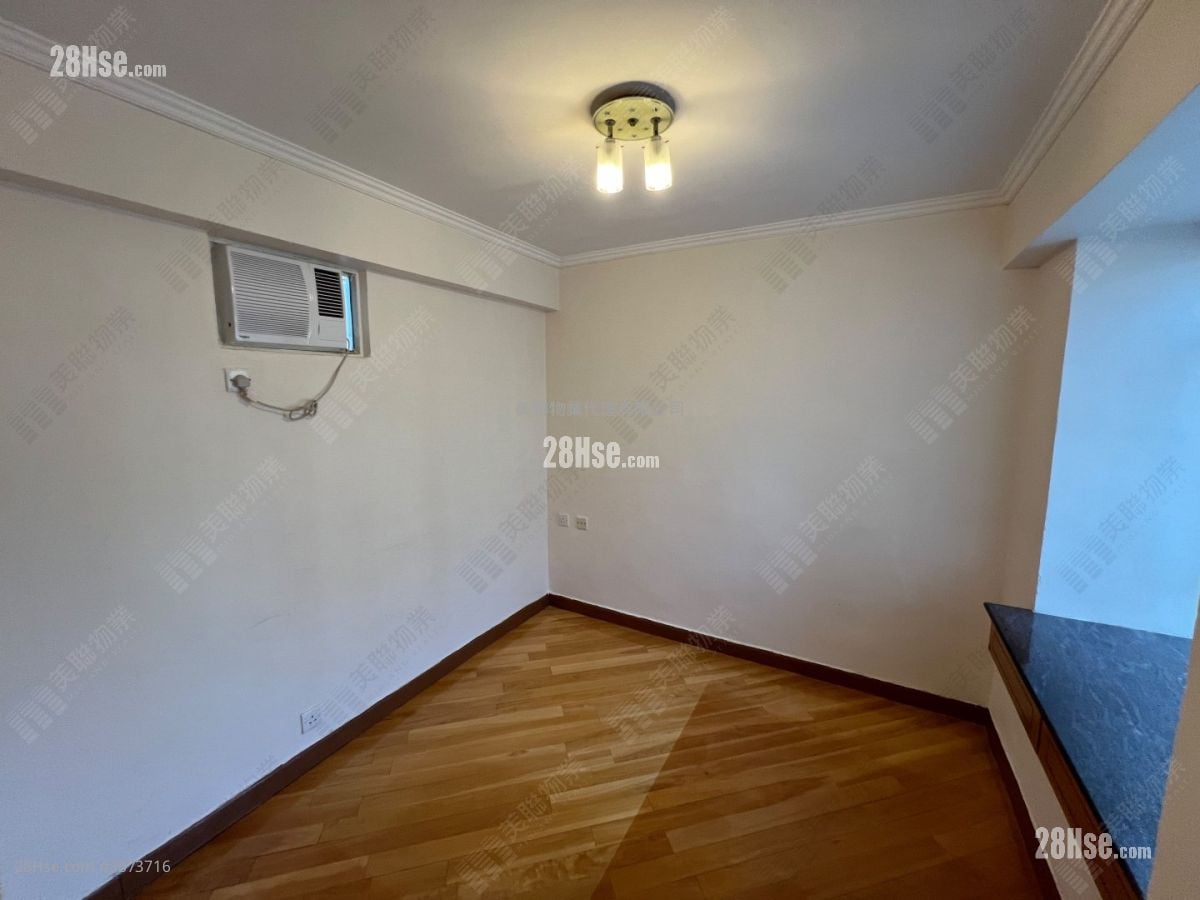 Sceneway Garden Sell 2 Bedrooms , 1 Bathroom 537 ft²
