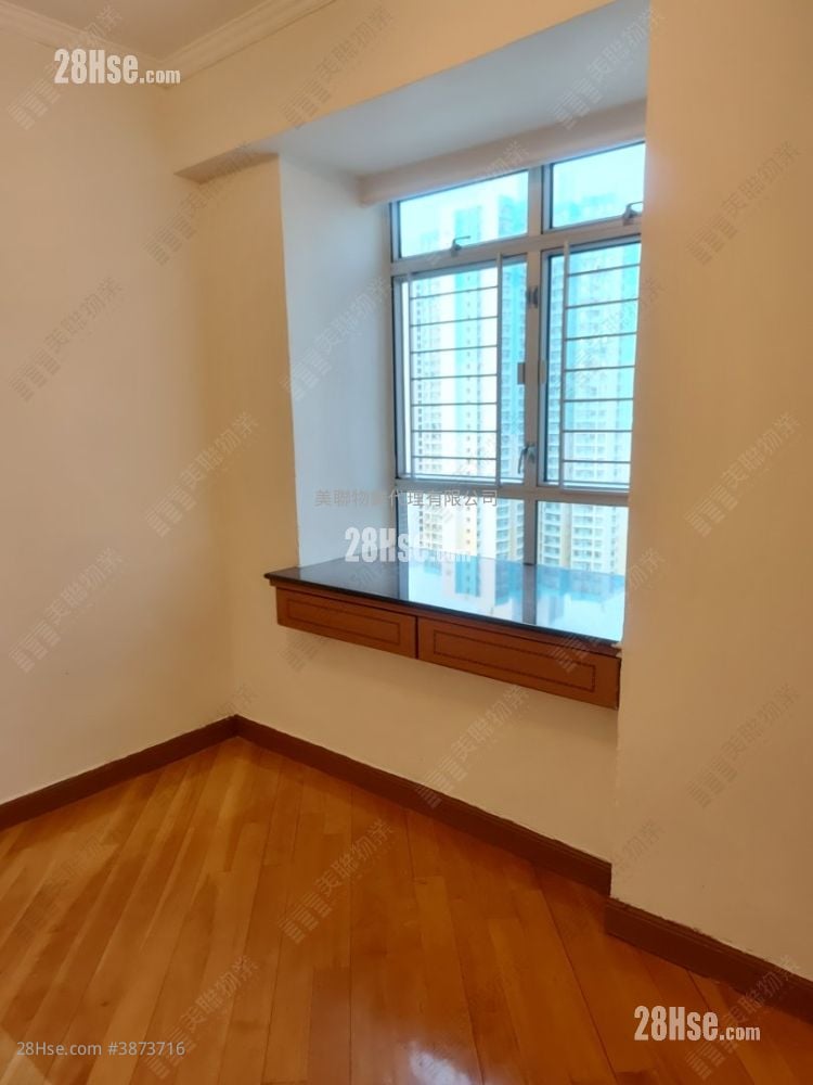 Sceneway Garden Sell 2 Bedrooms , 1 Bathroom 537 ft²