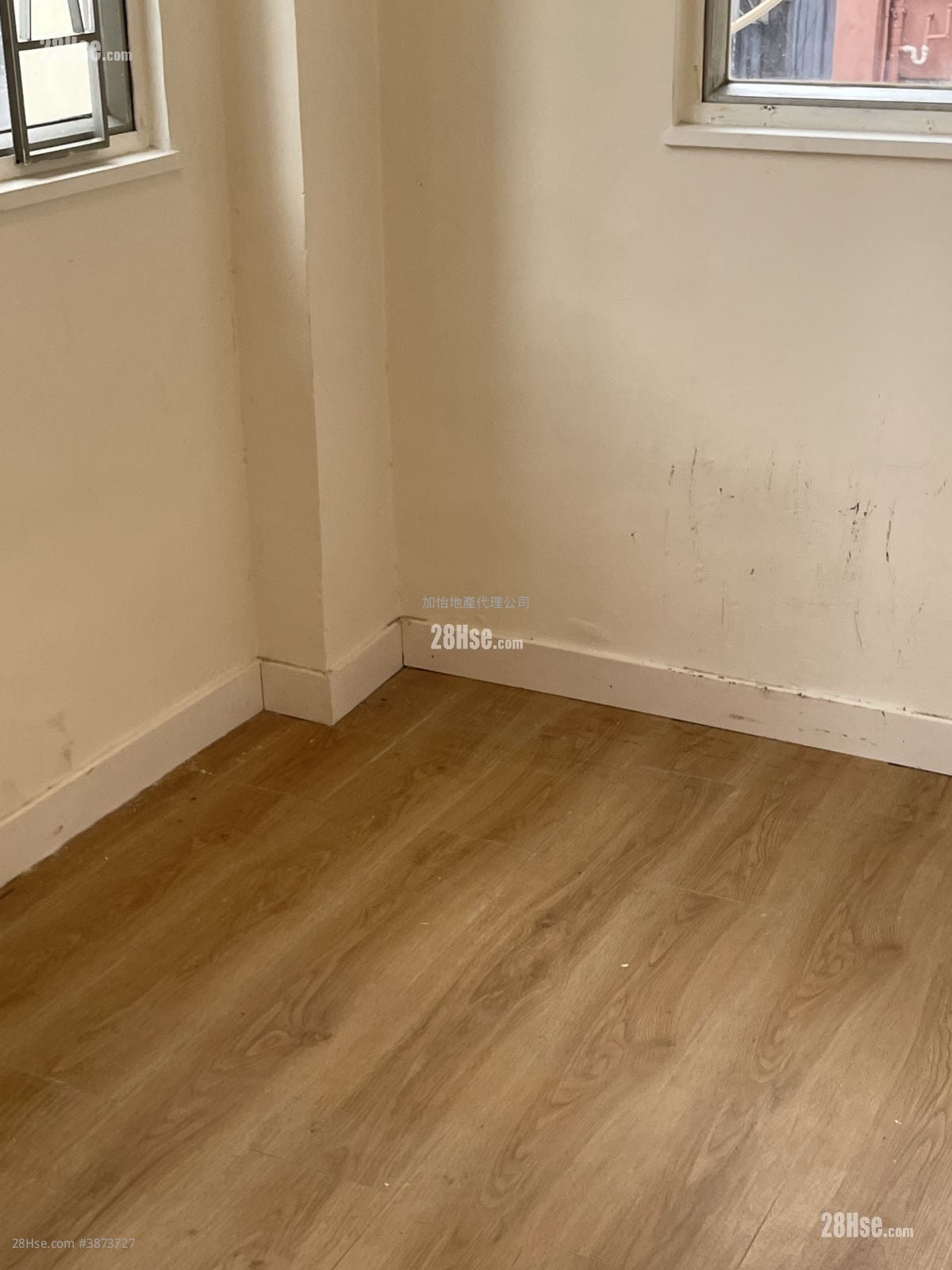Tak Wun Building Rental 1 Bedroom 206 ft²
