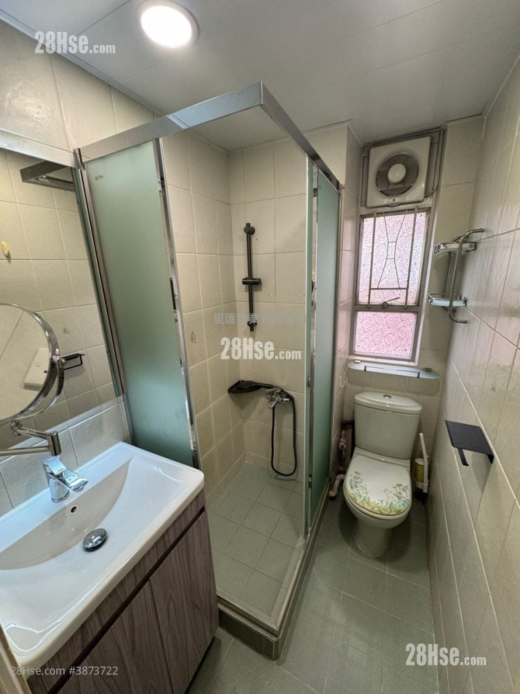 Whampoa Estate Rental 3 Bedrooms , 1 Bathroom 442 ft²