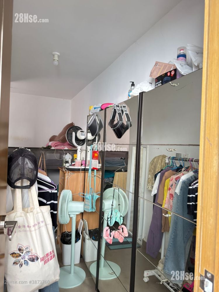 1/F-2/F House No.100 Kau To Village Rental 3 Bedrooms , 3 Bathrooms 1,200 ft²