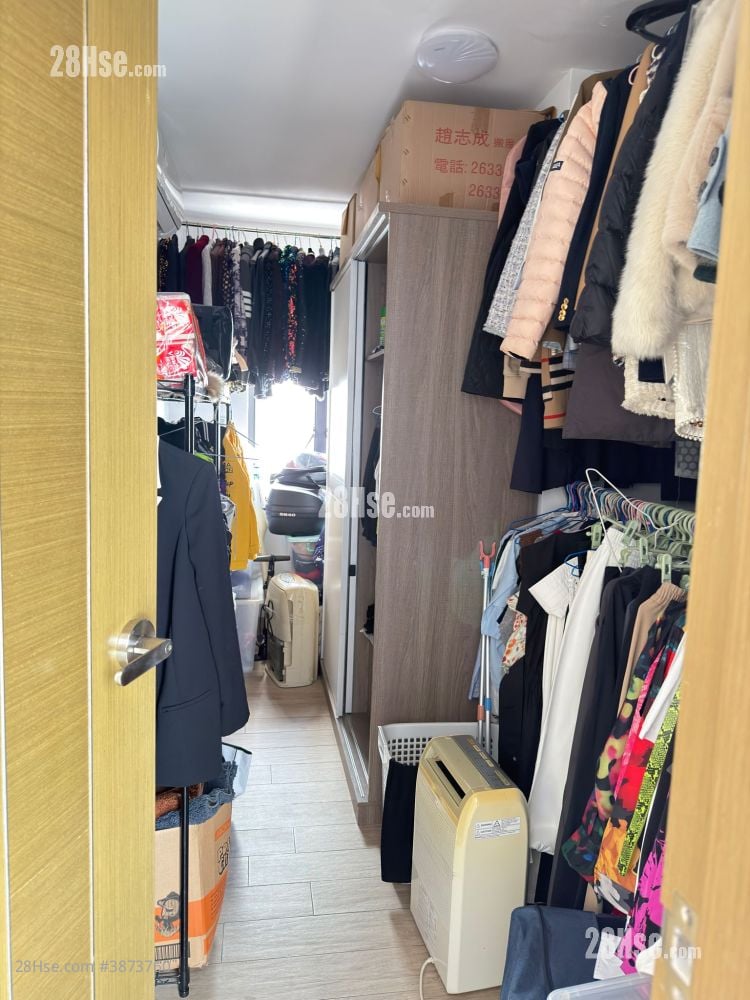 1/F-2/F House No.100 Kau To Village Rental 3 Bedrooms , 3 Bathrooms 1,200 ft²