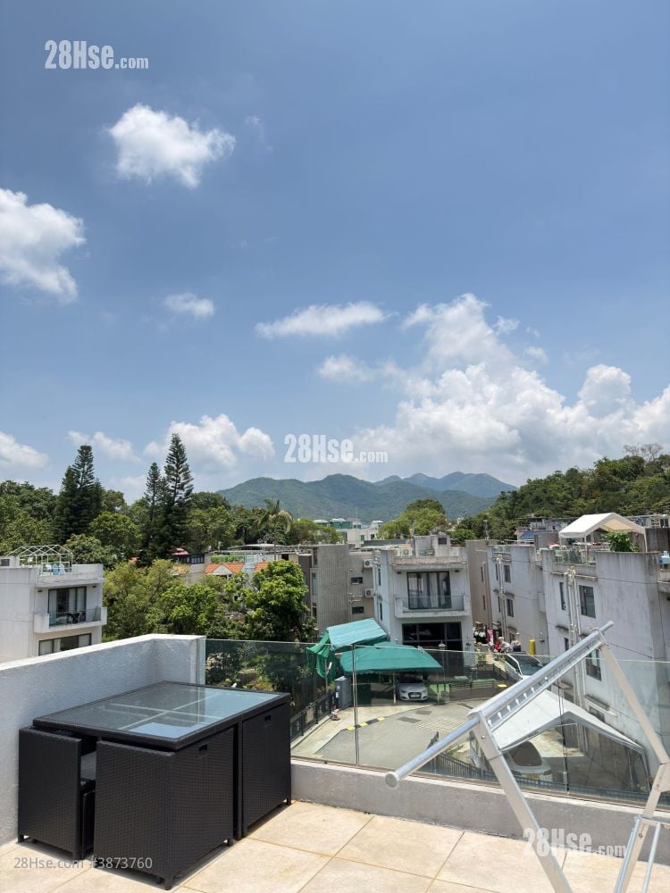 1/F-2/F House No.100 Kau To Village Rental 3 Bedrooms , 3 Bathrooms 1,200 ft²