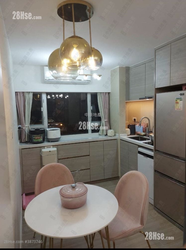 Cheung Fat Estate Sell Studio , 1 Bathroom 365 ft²