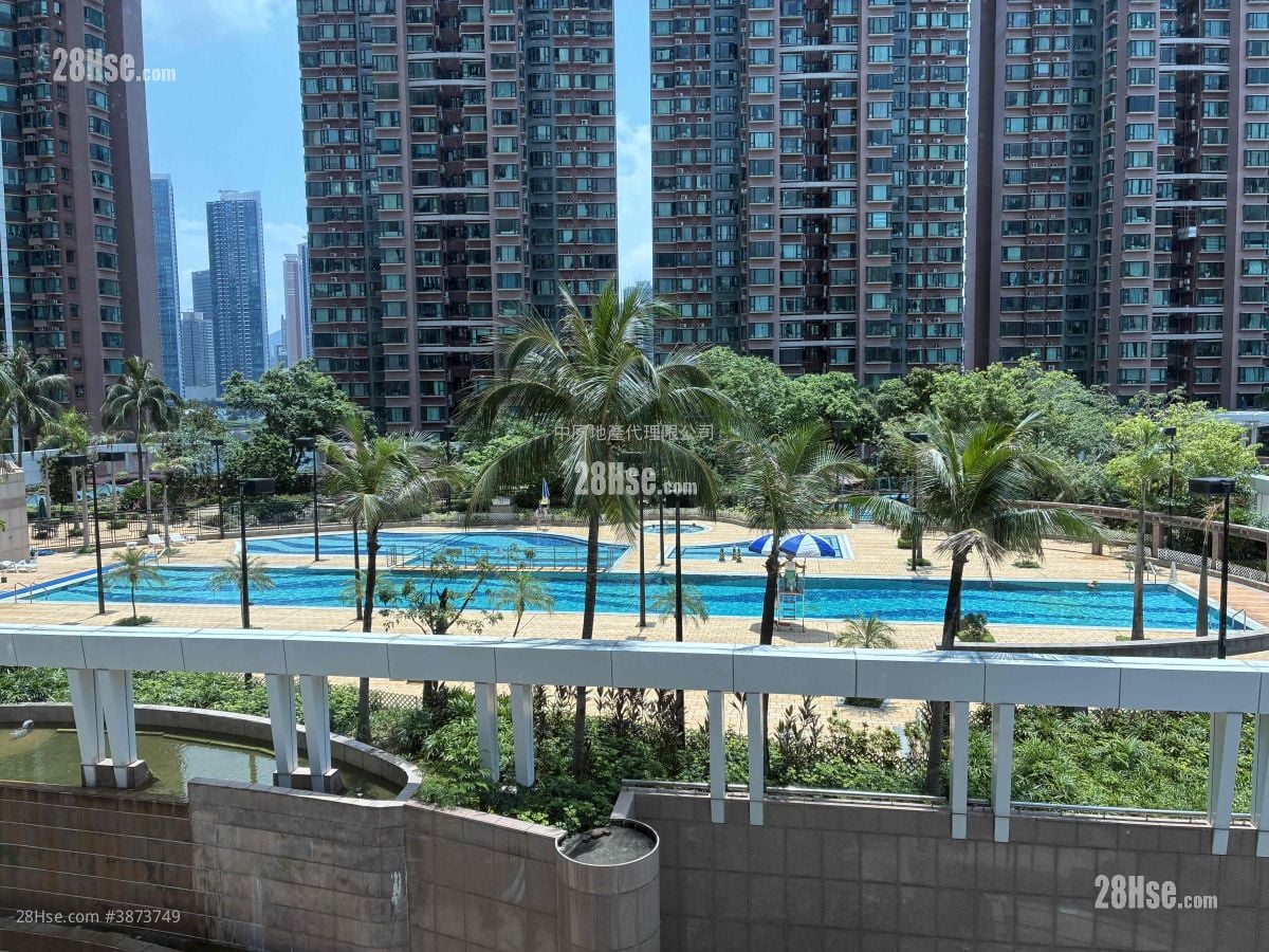Villa Esplanada Sell 3 Bedrooms , 2 Bathrooms 674 ft²