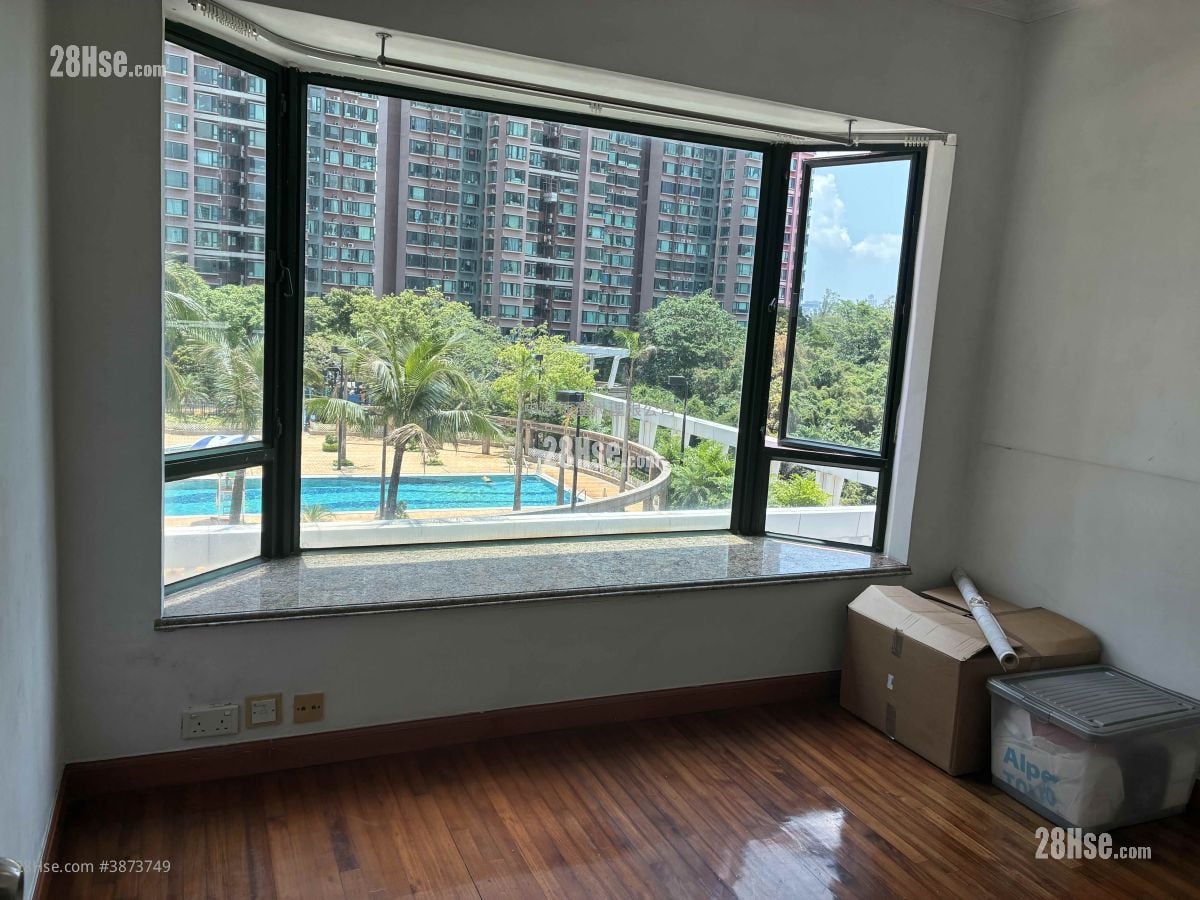 Villa Esplanada Sell 3 Bedrooms , 2 Bathrooms 674 ft²