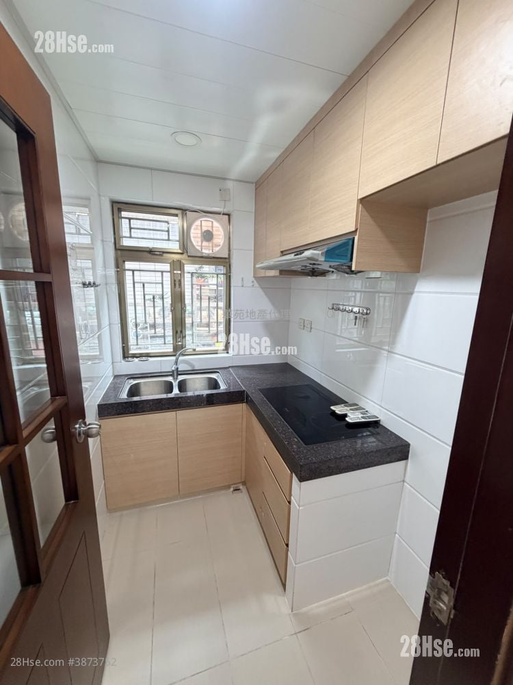 Village Sell 3 Bedrooms , 1 Bathroom 700 ft²