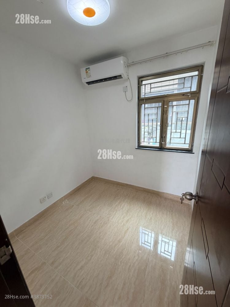 Village Sell 3 Bedrooms , 1 Bathroom 700 ft²