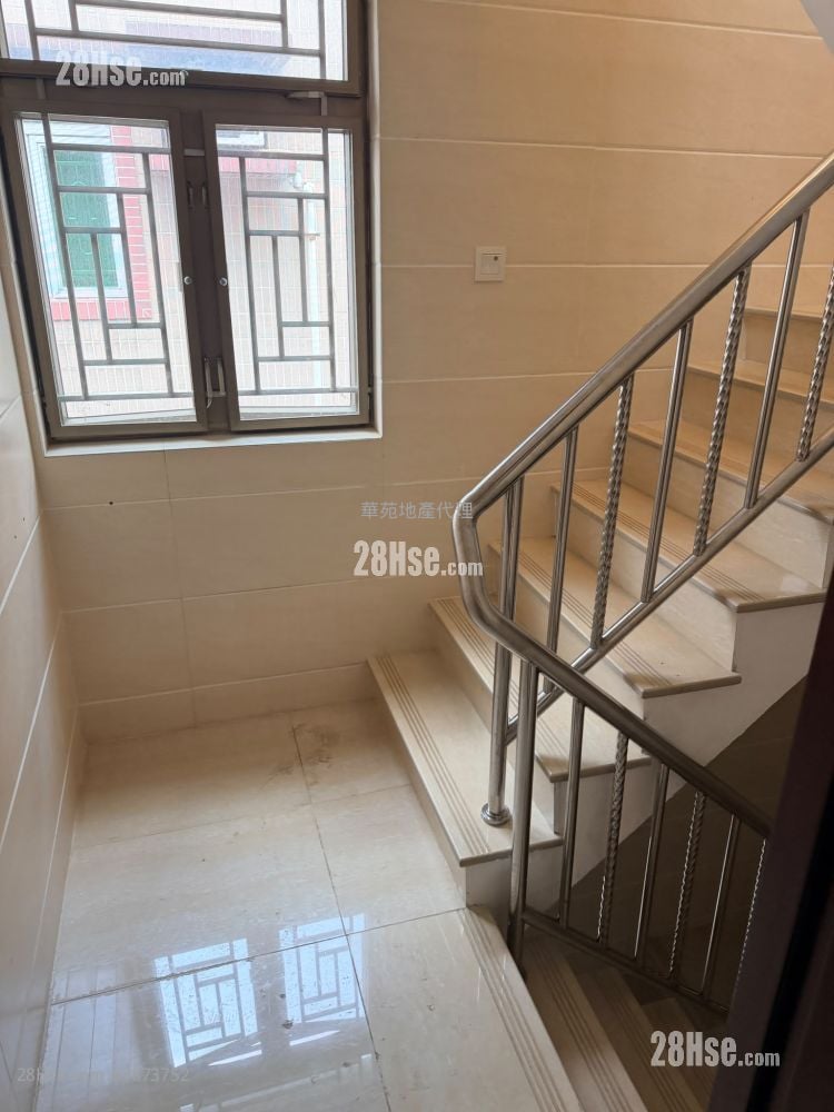 Village Sell 3 Bedrooms , 1 Bathroom 700 ft²