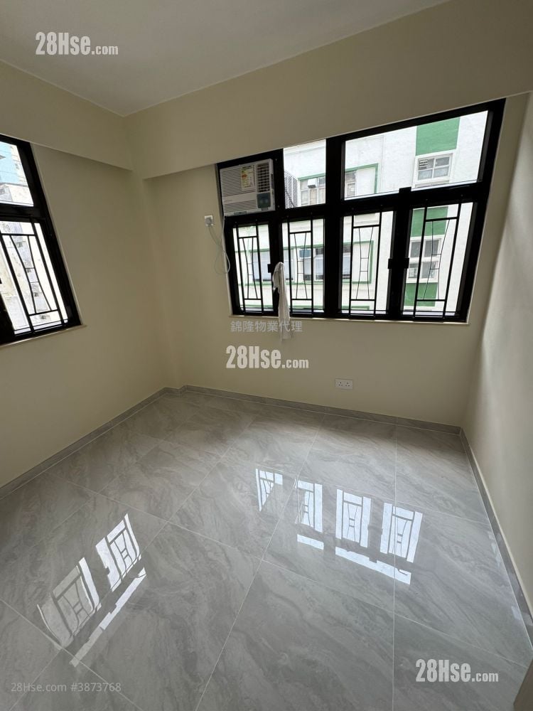 On Wo Gardens Rental 3 Bedrooms , 1 Bathroom 490 ft²