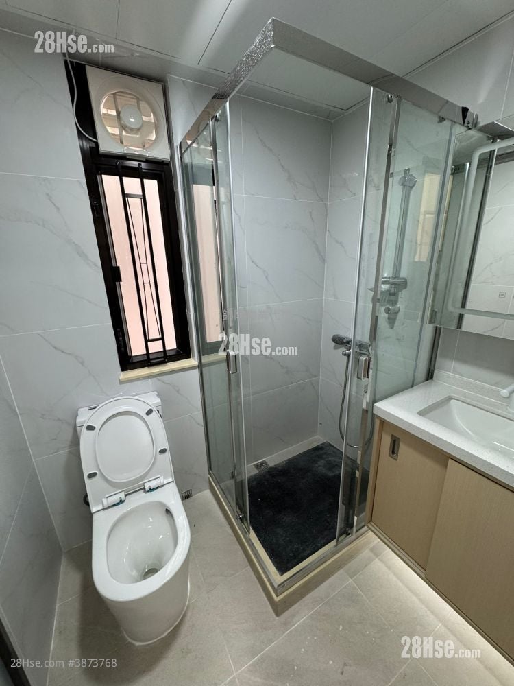 On Wo Gardens Rental 3 Bedrooms , 1 Bathroom 490 ft²