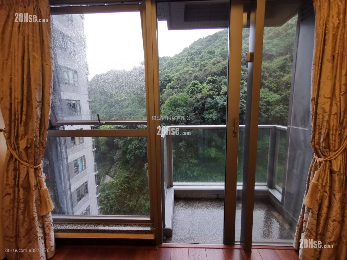 Serenade Rental 3 Bedrooms , 3 Bathrooms 788 ft²