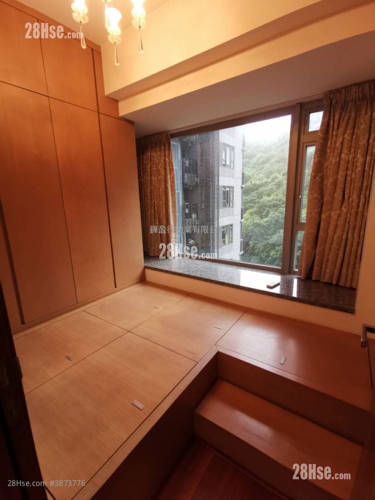 Serenade Rental 3 Bedrooms , 3 Bathrooms 788 ft²