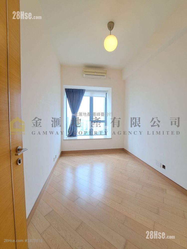 峻弦 售盘 3 房 1,230 平方尺