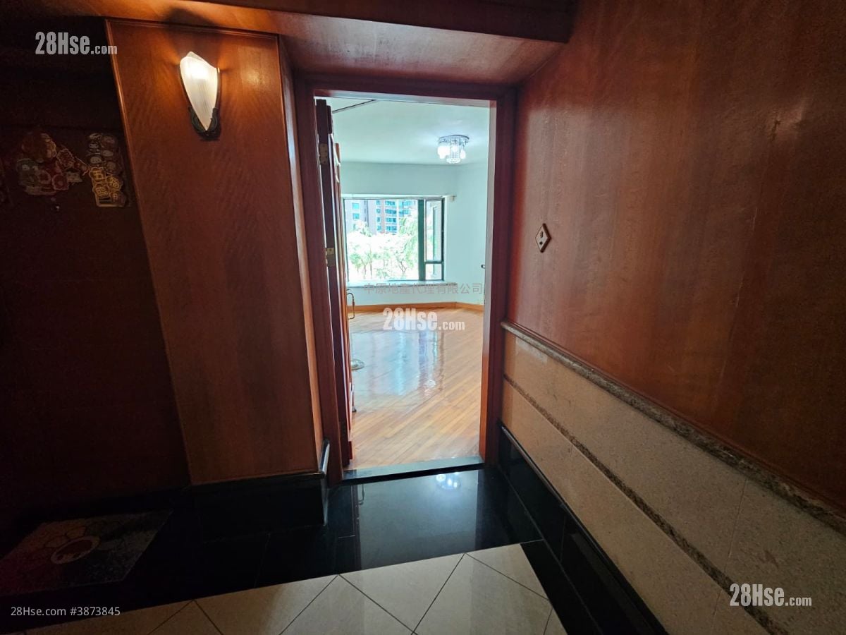 Villa Esplanada Sell 3 Bedrooms , 2 Bathrooms 674 ft²