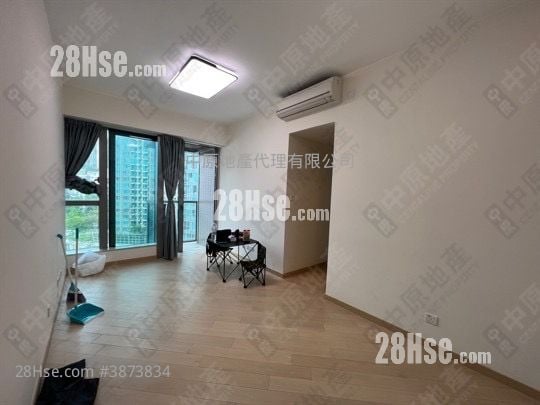Grand Central Sell 3 Bedrooms , 1 Bathroom 598 ft²