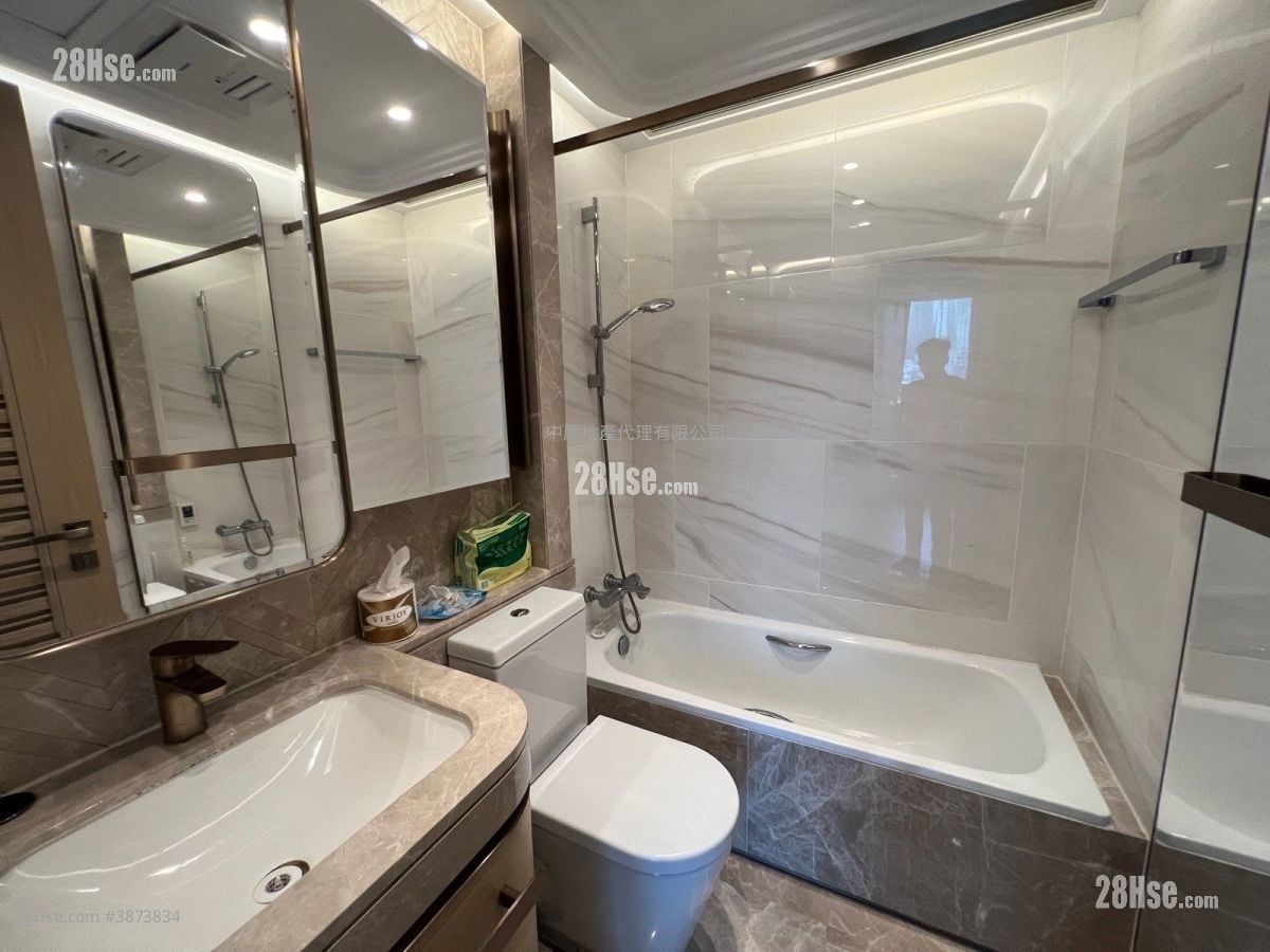 Grand Central Sell 3 Bedrooms , 1 Bathroom 598 ft²