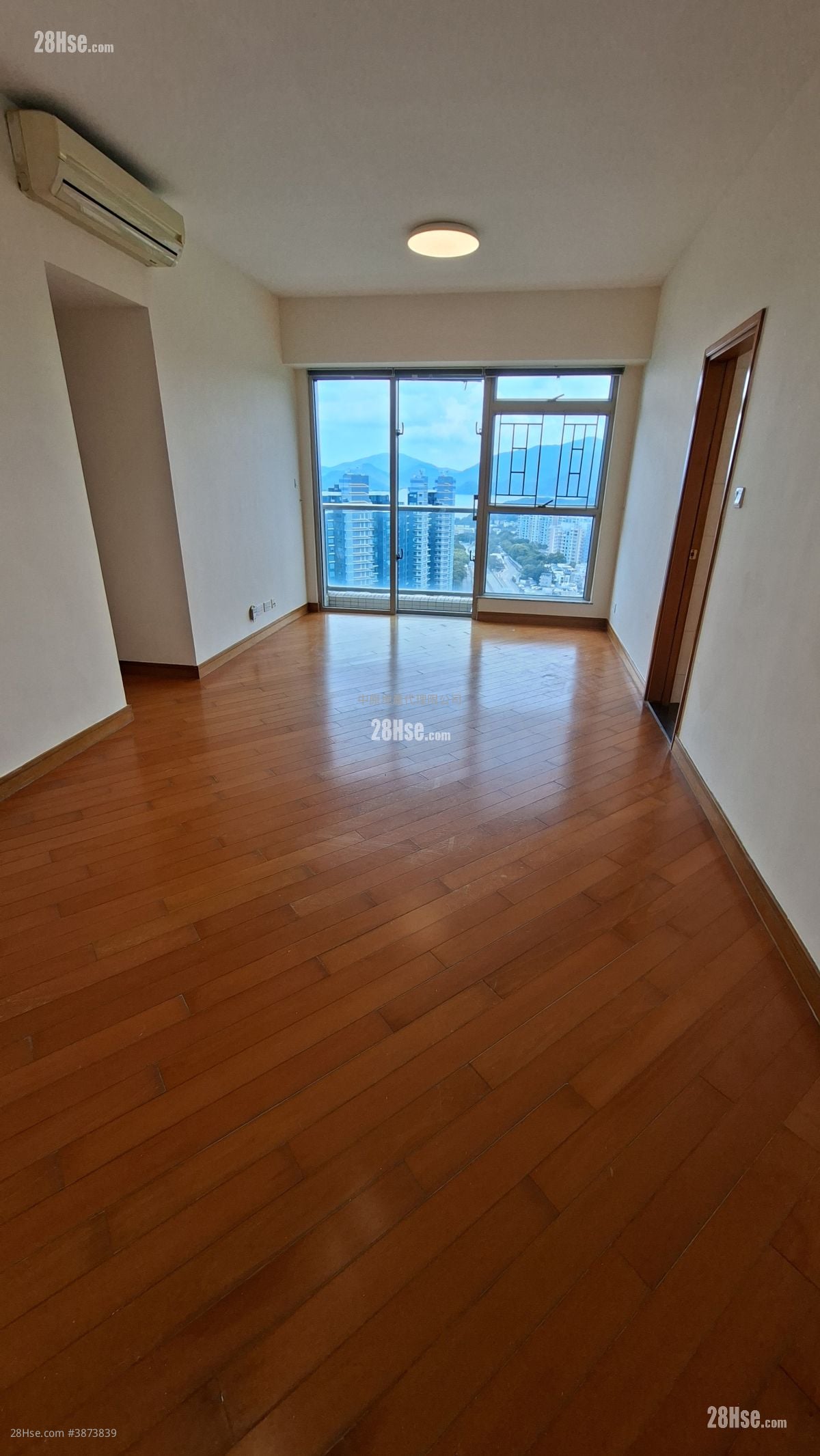 Lake Silver Sell 3 Bedrooms , 2 Bathrooms 762 ft²