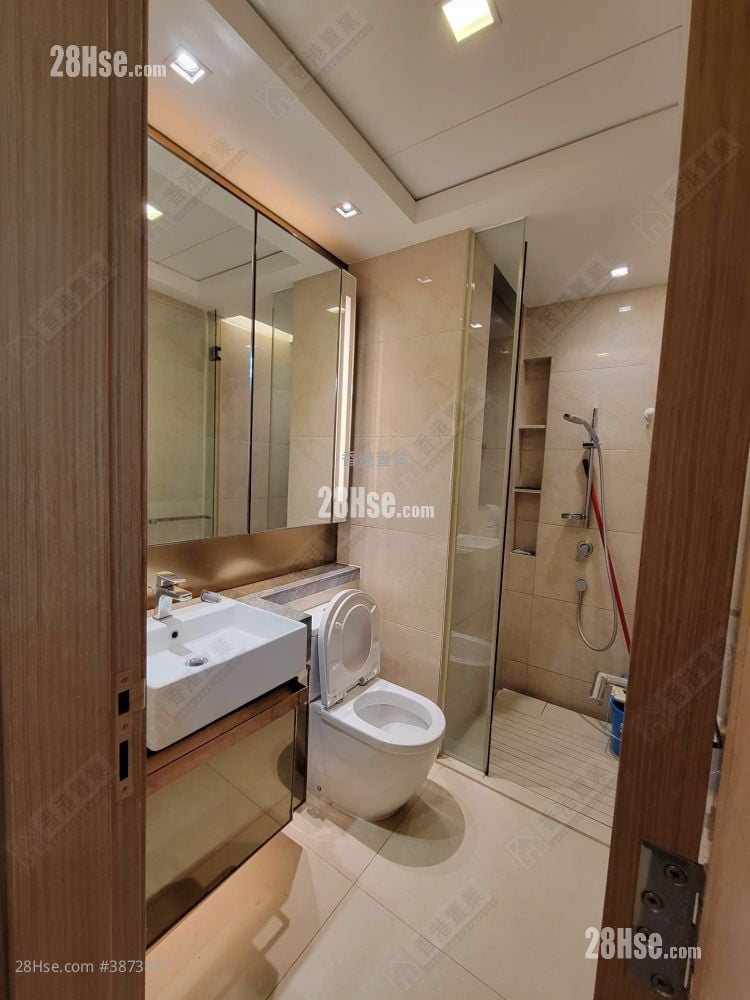 Century Link Rental 461 ft²