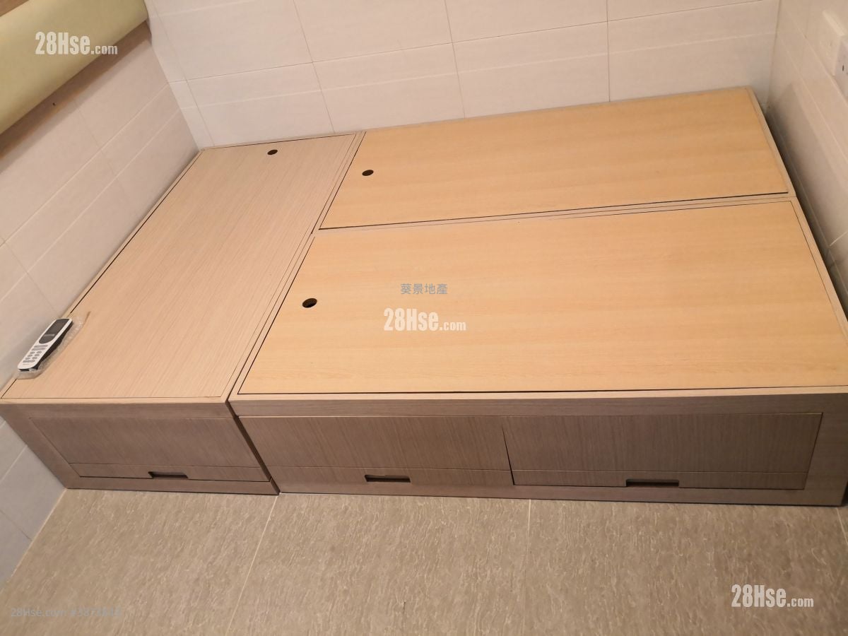Tak Cheong Building Rental Studio , 1 Bathroom 110 ft²