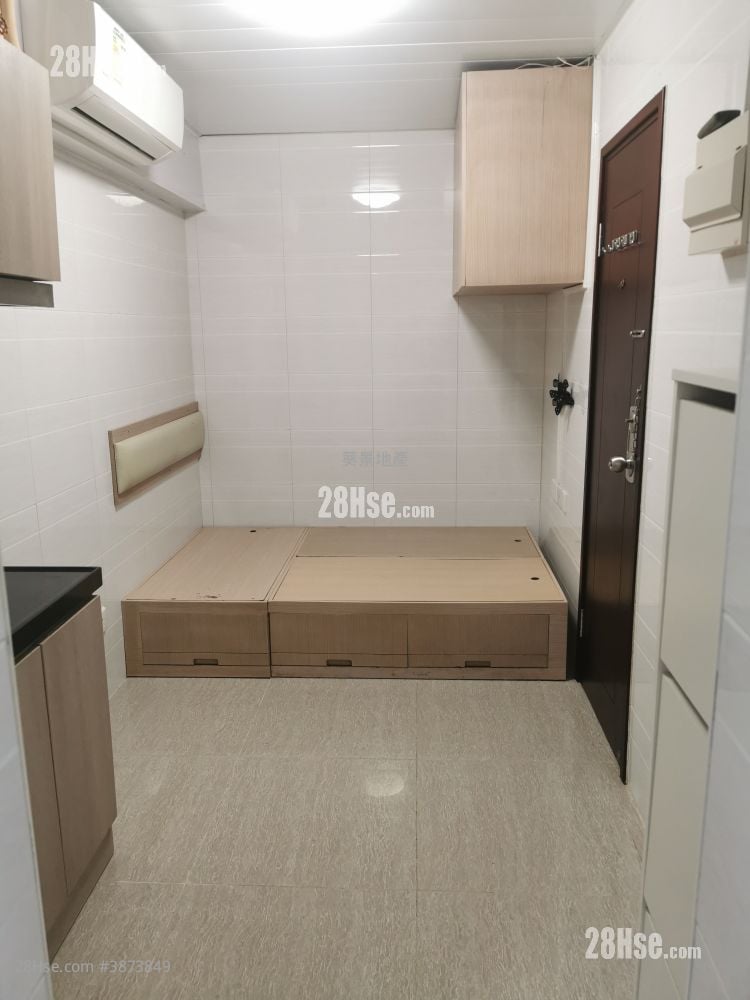 Tak Cheong Building Rental Studio , 1 Bathroom 110 ft²