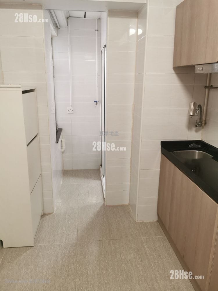 Tak Cheong Building Rental Studio , 1 Bathroom 110 ft²