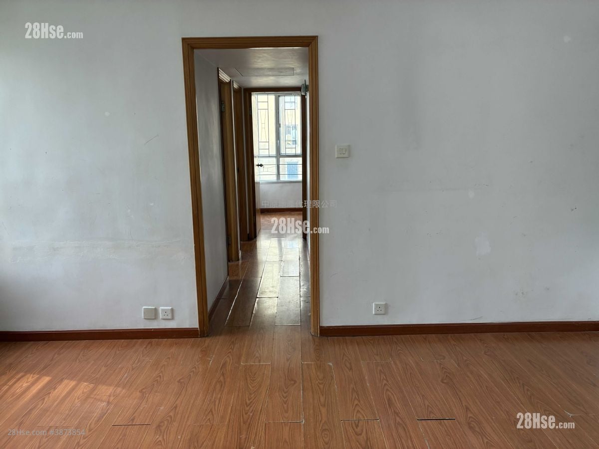 Tsing Yi Garden Sell 3 Bedrooms , 2 Bathrooms 547 ft²
