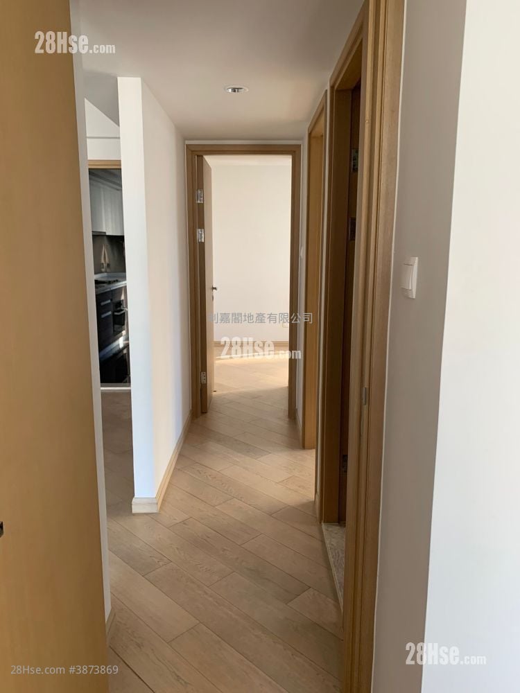 Park Signature Sell 3 Bedrooms 669 ft²