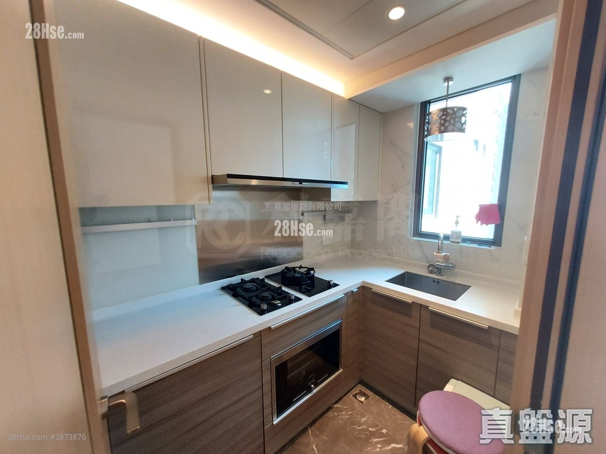 The Papillons Sell 2 Bedrooms , 1 Bathroom 513 ft²