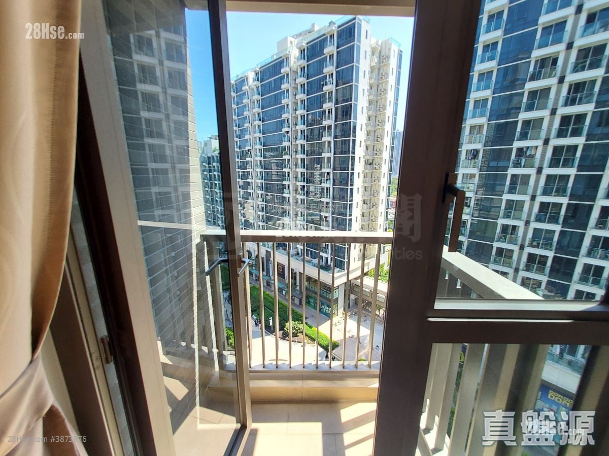 The Papillons Sell 2 Bedrooms , 1 Bathroom 513 ft²