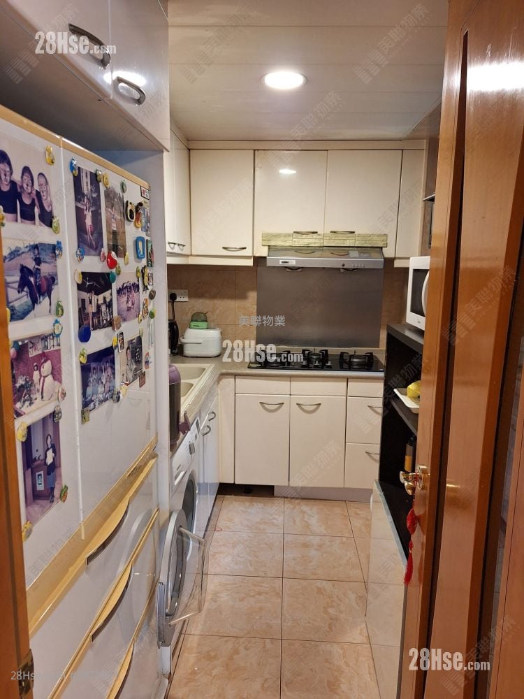 Vista Paradiso Sell 3 Bedrooms , 2 Bathrooms 788 ft²