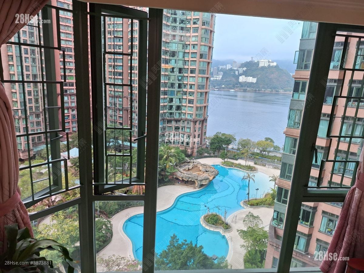 Vista Paradiso Sell 3 Bedrooms , 2 Bathrooms 788 ft²