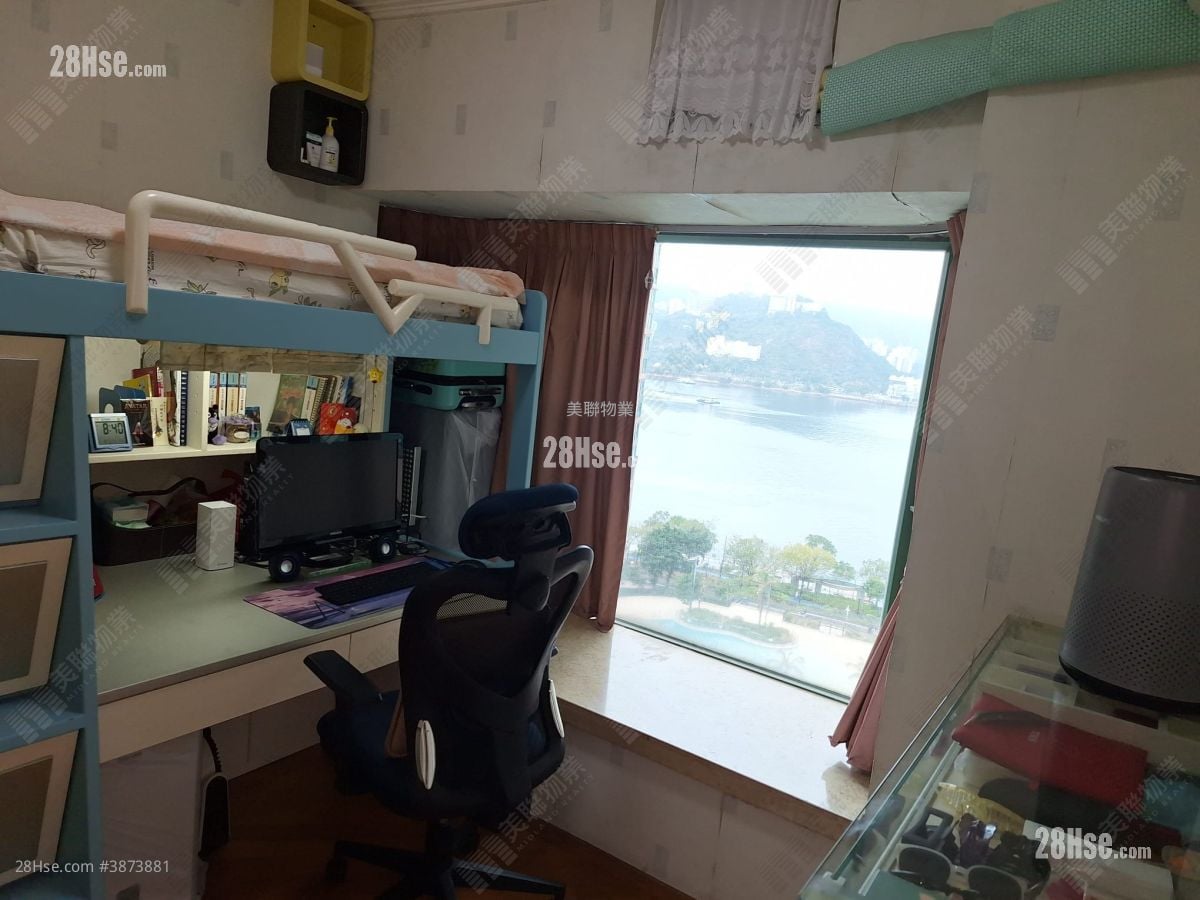 Vista Paradiso Sell 3 Bedrooms , 2 Bathrooms 788 ft²