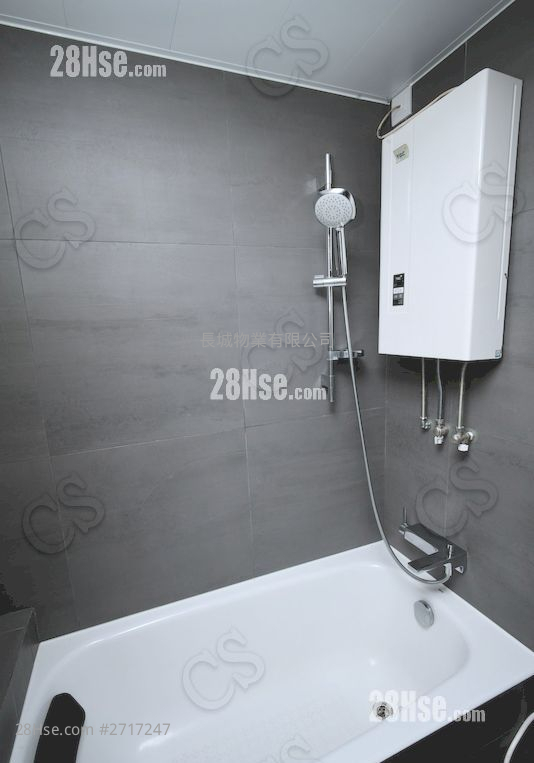 Nan Fung Sun Chuen Sell 2 Bedrooms , 1 Bathroom 391 ft²