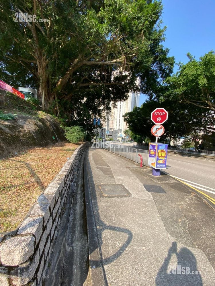 Chap Wai Kon Village Sell 2 Bedrooms , 1 Bathroom 700 ft²