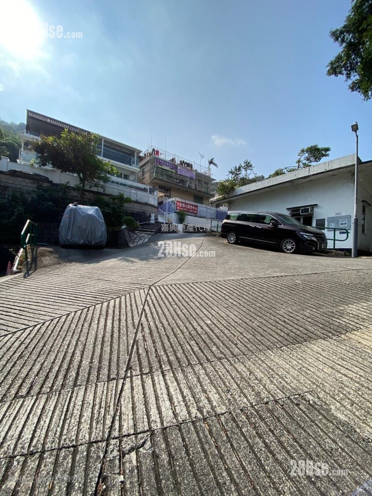 Chap Wai Kon Village Sell 2 Bedrooms , 1 Bathroom 700 ft²