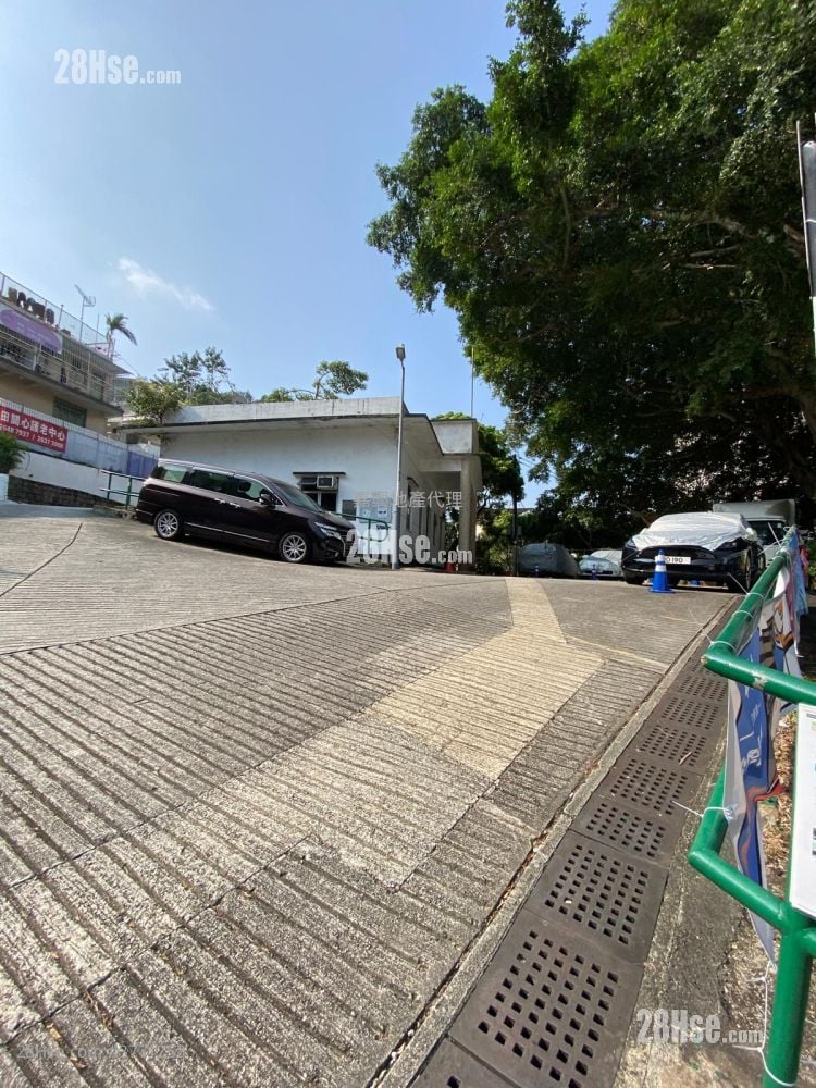 Chap Wai Kon Village Sell 2 Bedrooms , 1 Bathroom 700 ft²