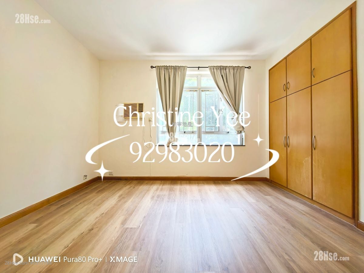 Green Lane Court Rental 3 Bedrooms , 2 Bathrooms 1,131 ft²