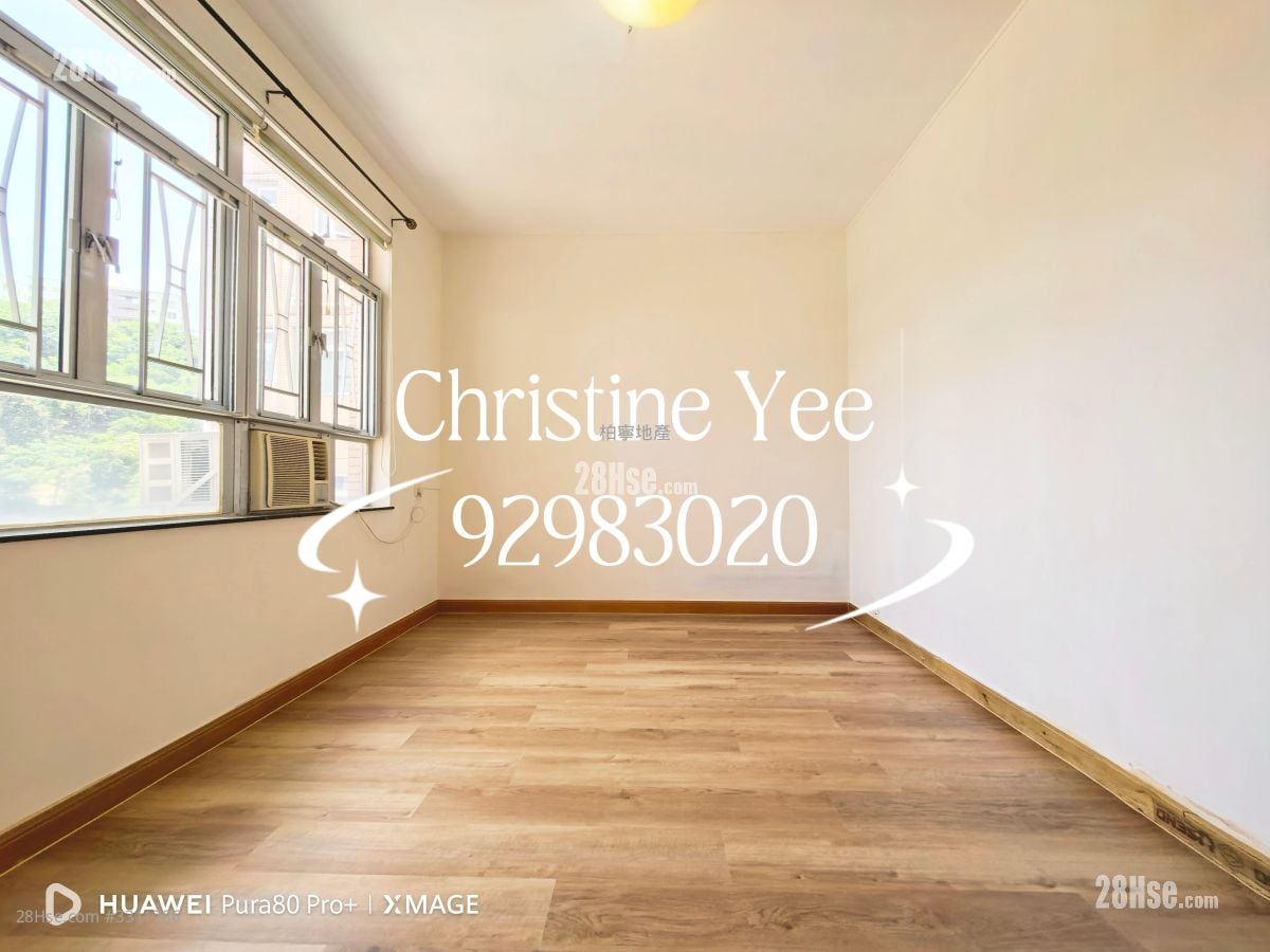 Green Lane Court Rental 3 Bedrooms , 2 Bathrooms 1,131 ft²