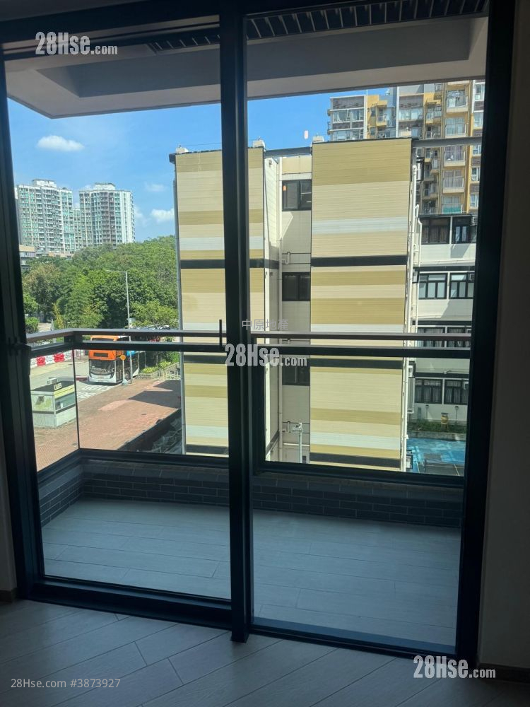 High Park Sell 2 Bedrooms 445 ft²
