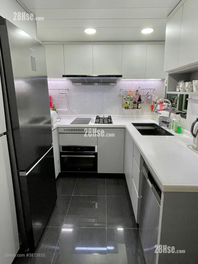 Island Harbourview Sell 3 Bedrooms , 2 Bathrooms 786 ft²