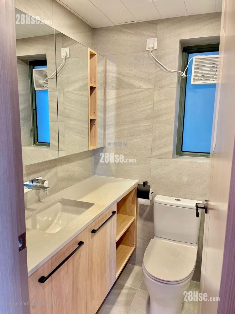 Island Harbourview Sell 3 Bedrooms , 2 Bathrooms 786 ft²