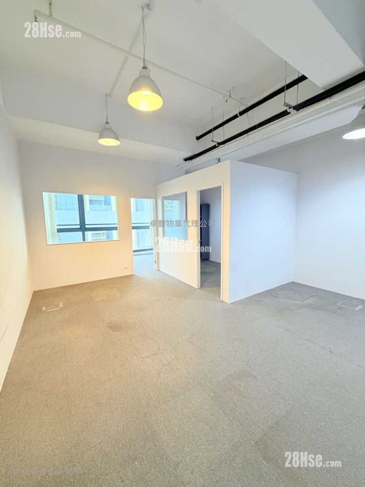 Global Gateway Tower 租盘 2 房 636 平方尺
