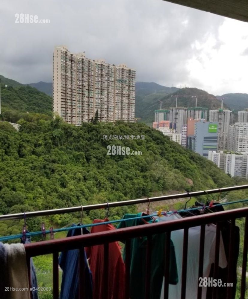 Sui Wo Court Sell 2 Bedrooms , 1 Bathroom