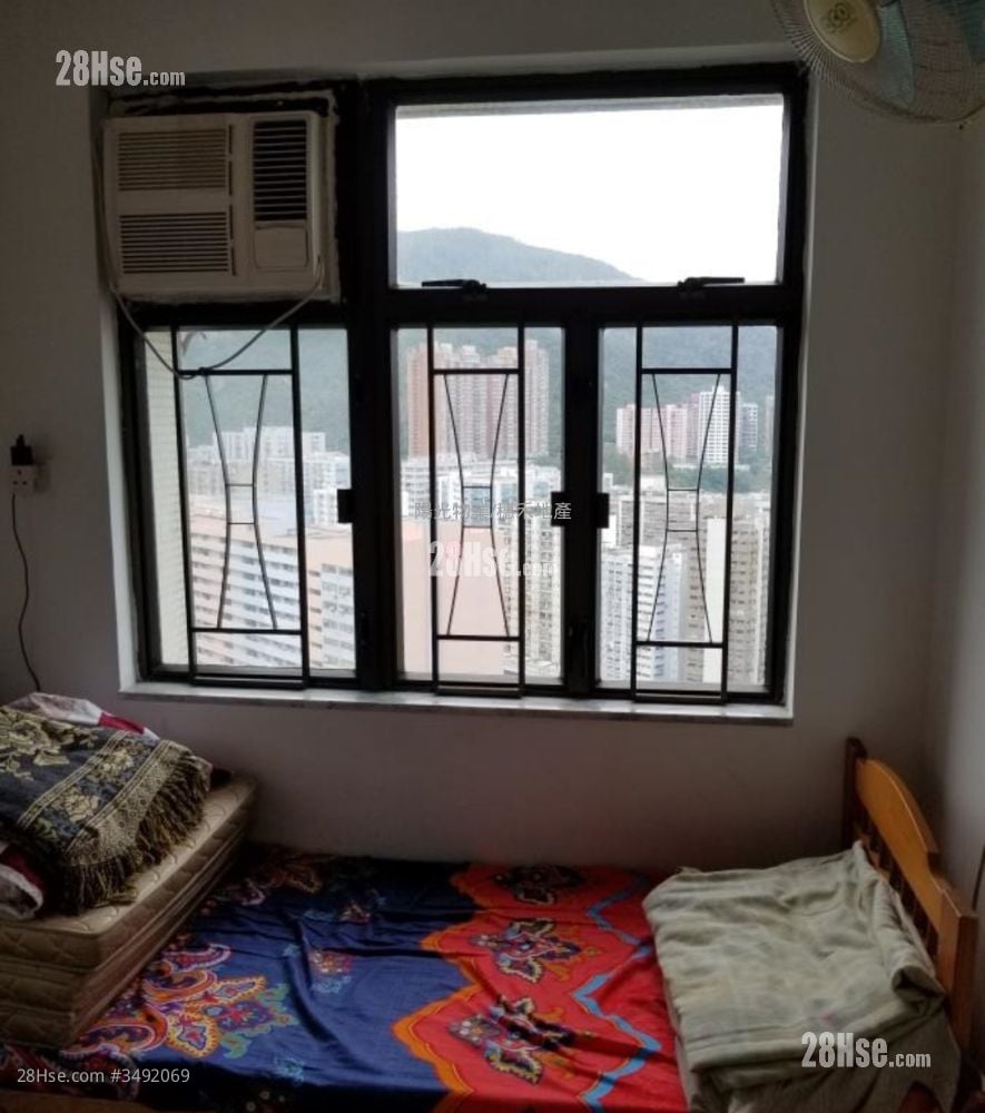 Sui Wo Court Sell 2 Bedrooms , 1 Bathroom