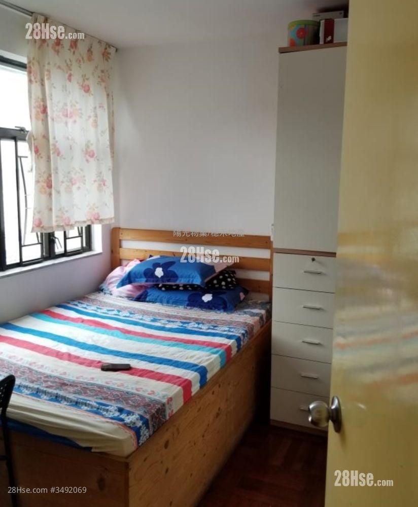 Sui Wo Court Sell 2 Bedrooms , 1 Bathroom
