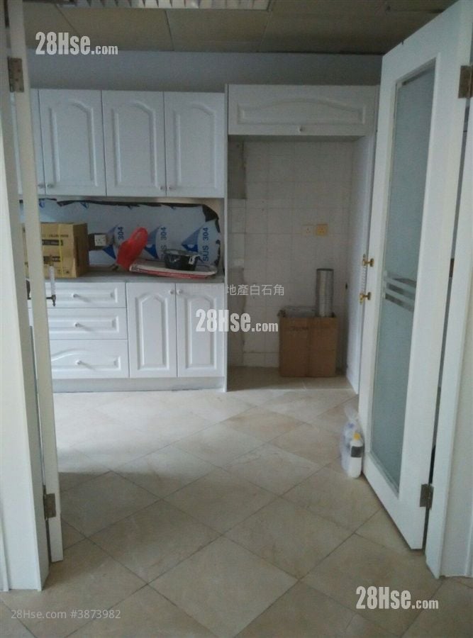 Richwood Park Rental 4 Bedrooms , 2 Bathrooms 2,155 ft²
