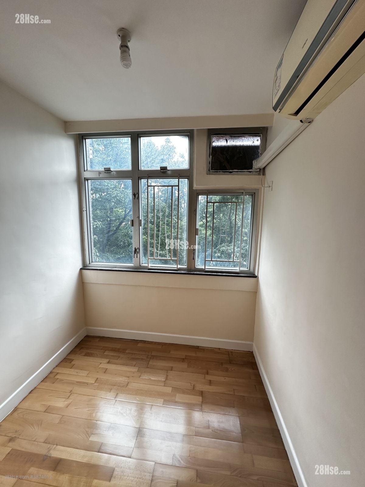 On Shing Court Rental 2 Bedrooms , 1 Bathroom 404 ft²