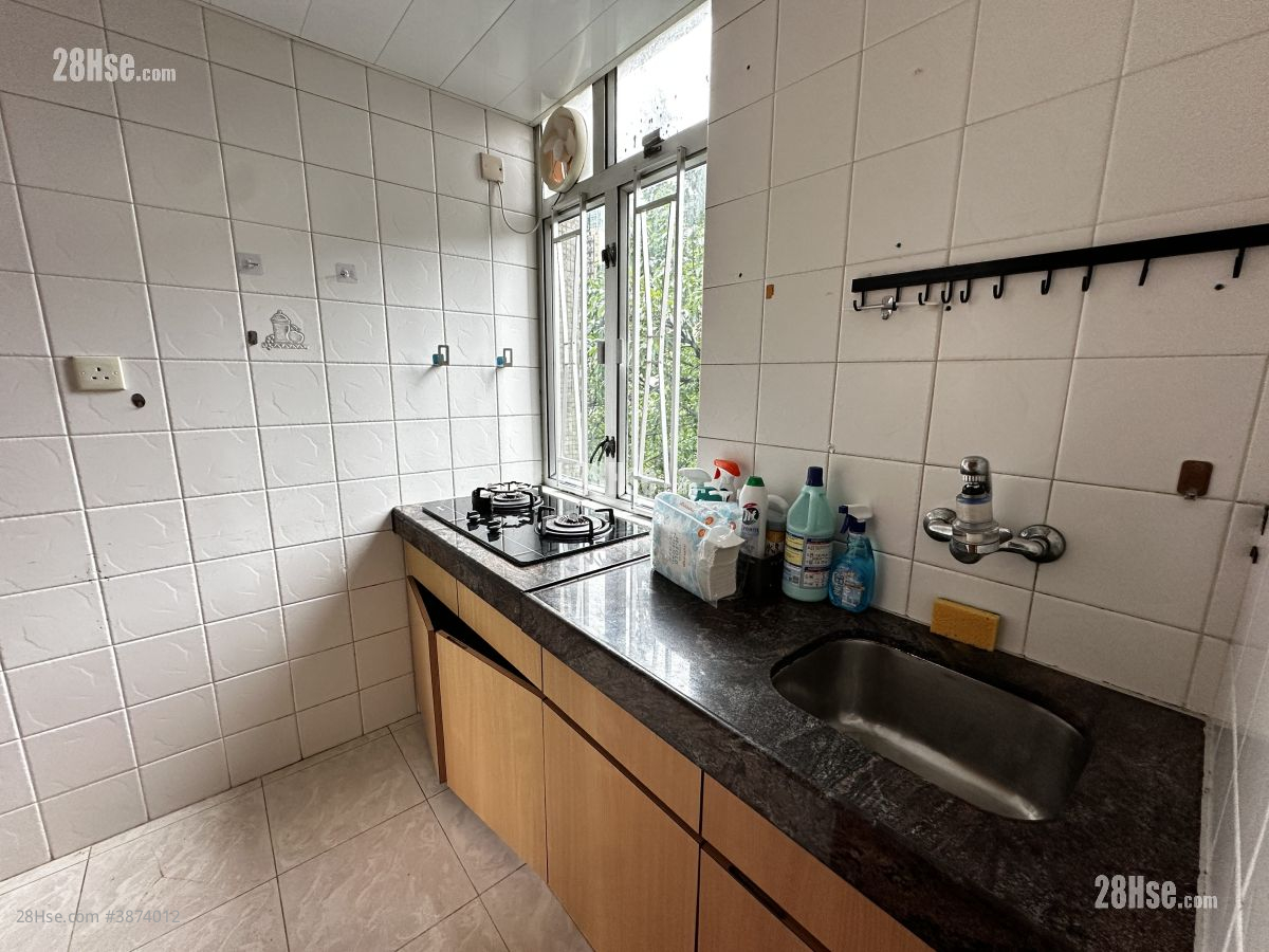 On Shing Court Rental 2 Bedrooms , 1 Bathroom 404 ft²