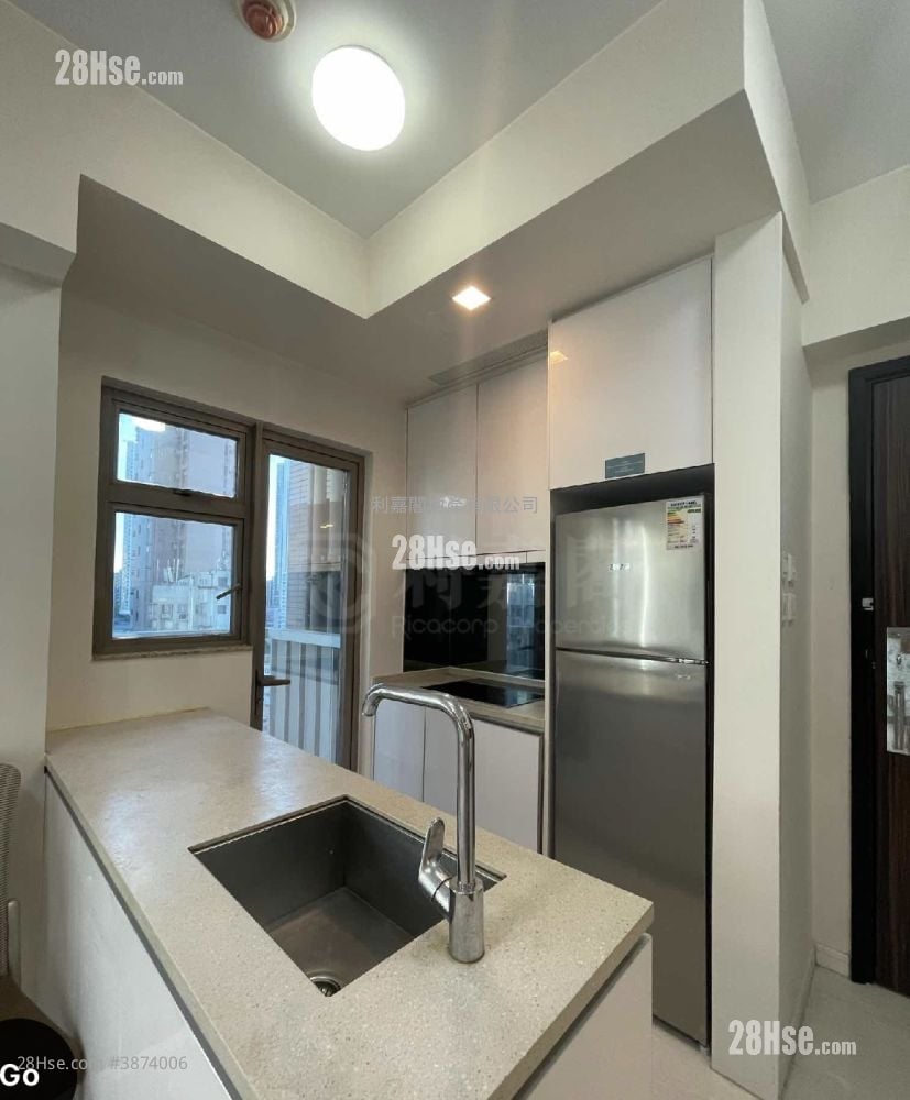 Trinity Towers Sell 1 Bedroom , 1 Bathroom 362 ft²